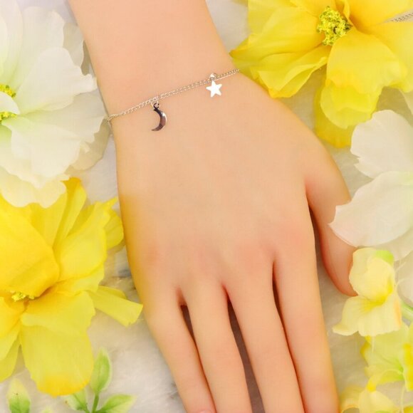 "Minimalist Bracelet, Sleek & Modern Design, Women’s Fashion, YC110239-B - Picture 10 of 10